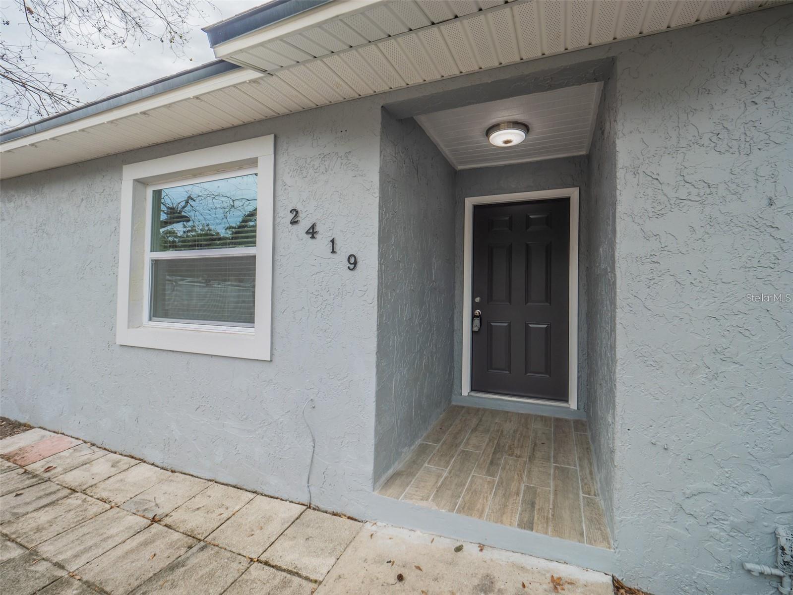 2419 Rio Pinar Lakes Blvd Property Photo 5