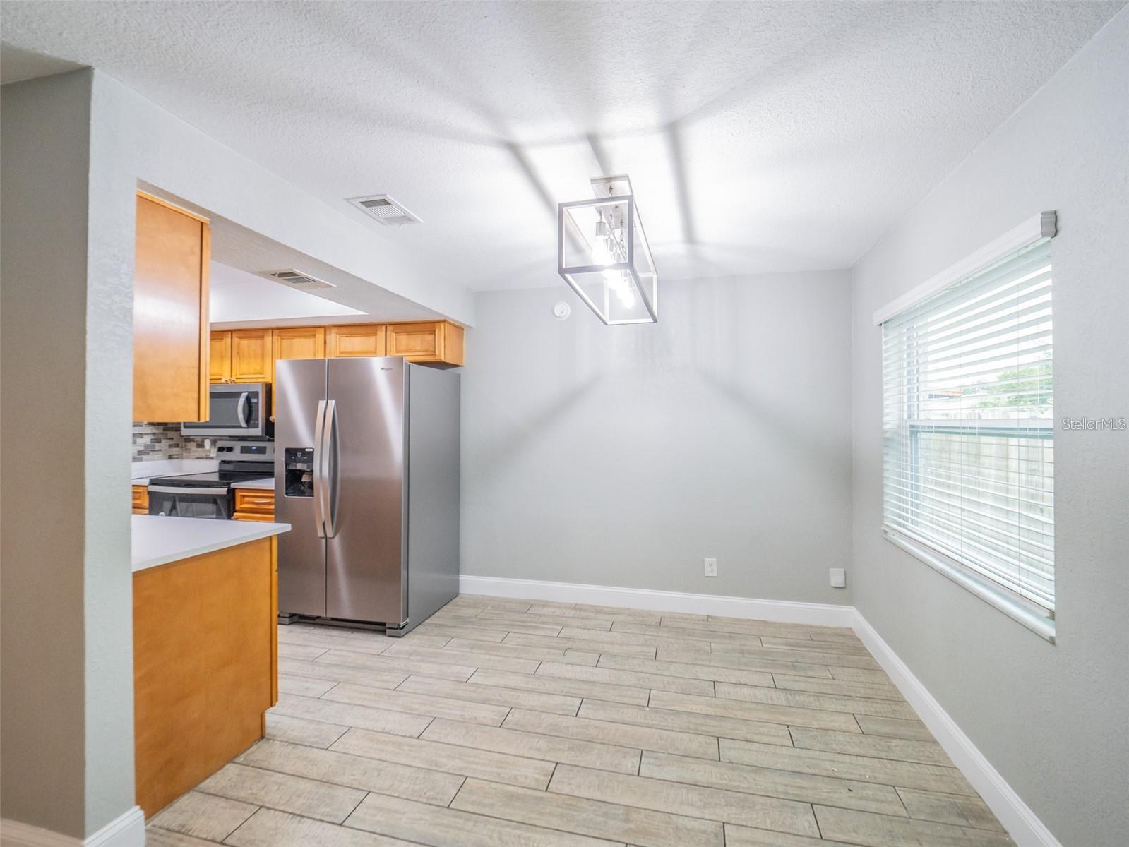 2419 Rio Pinar Lakes Blvd Property Photo 9