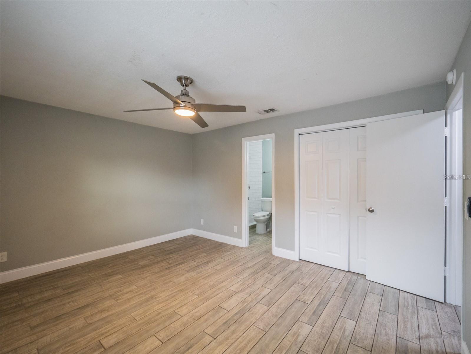 2419 Rio Pinar Lakes Blvd Property Photo 15