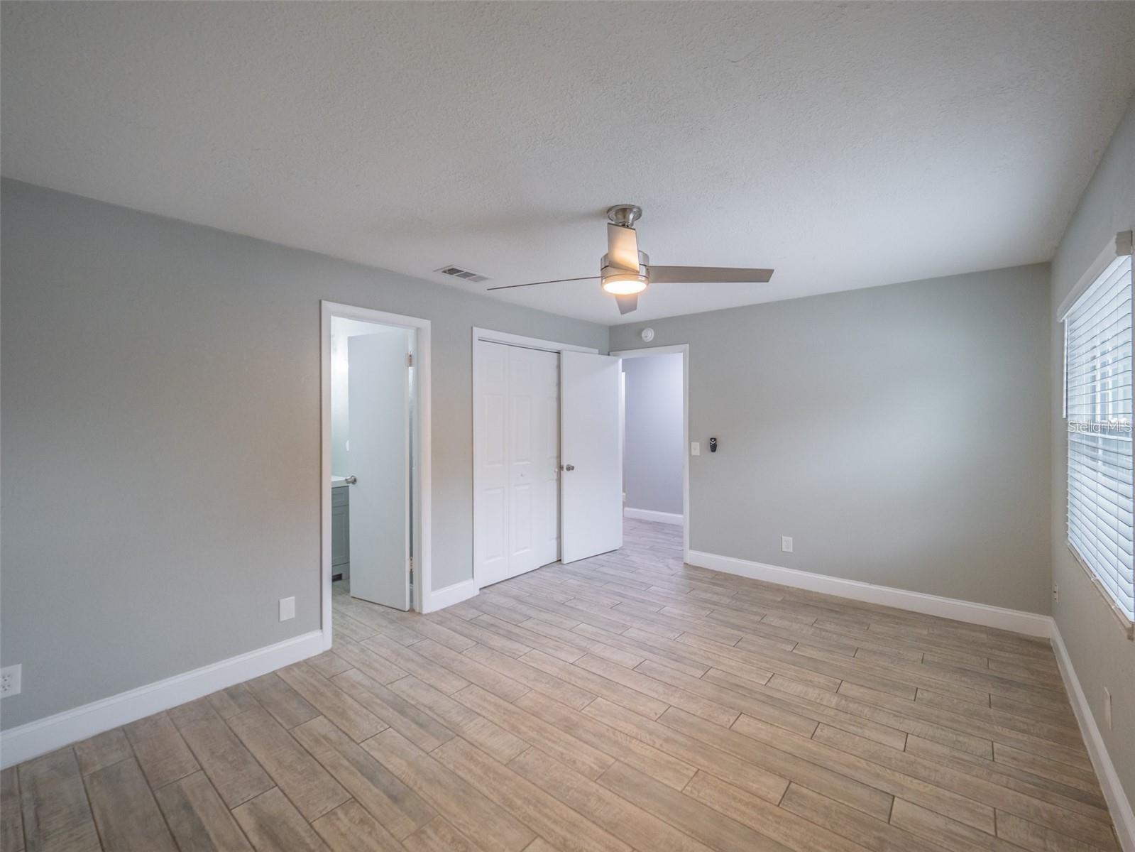 2419 Rio Pinar Lakes Blvd Property Photo 17