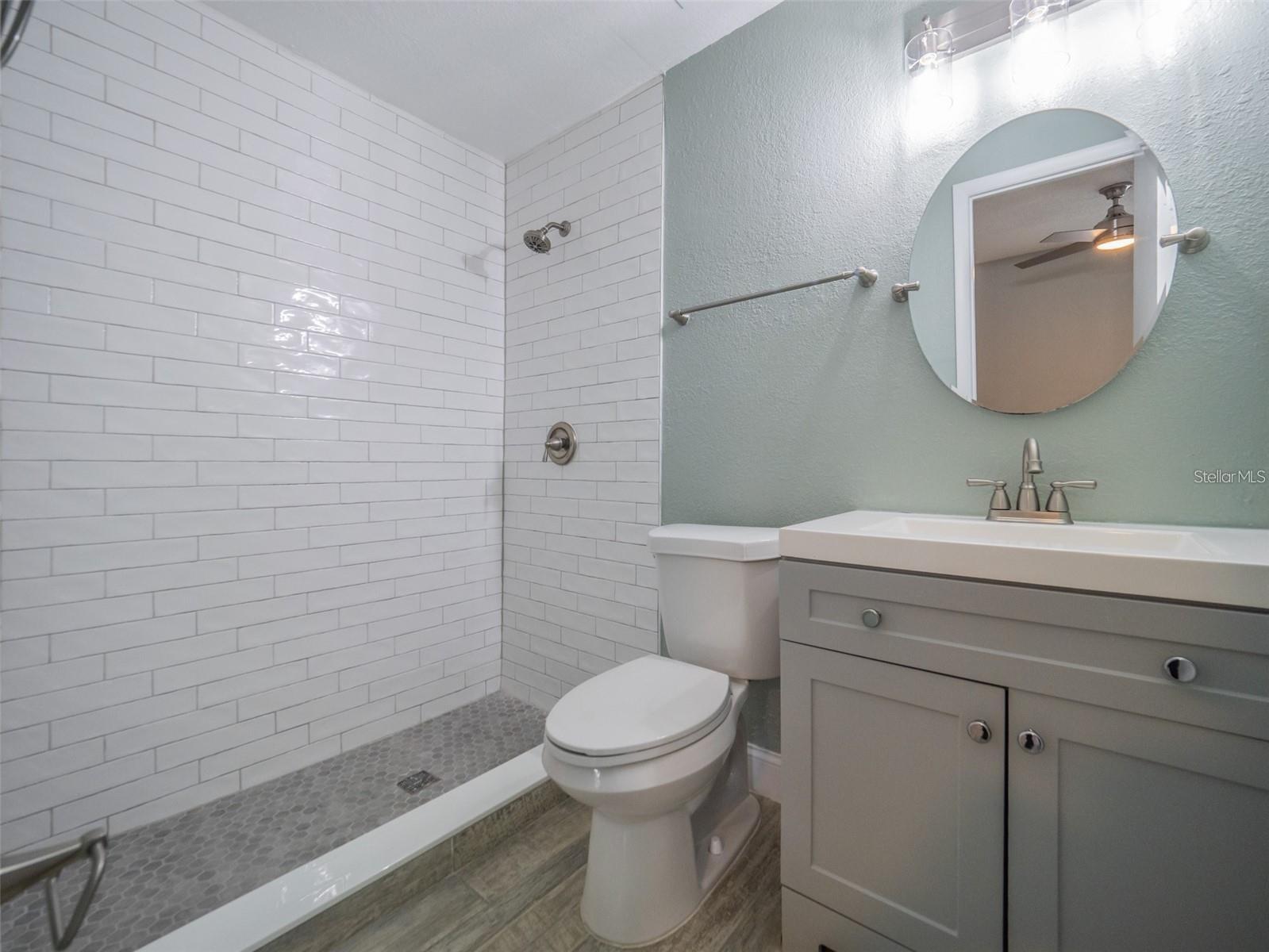 2419 Rio Pinar Lakes Blvd Property Photo 18