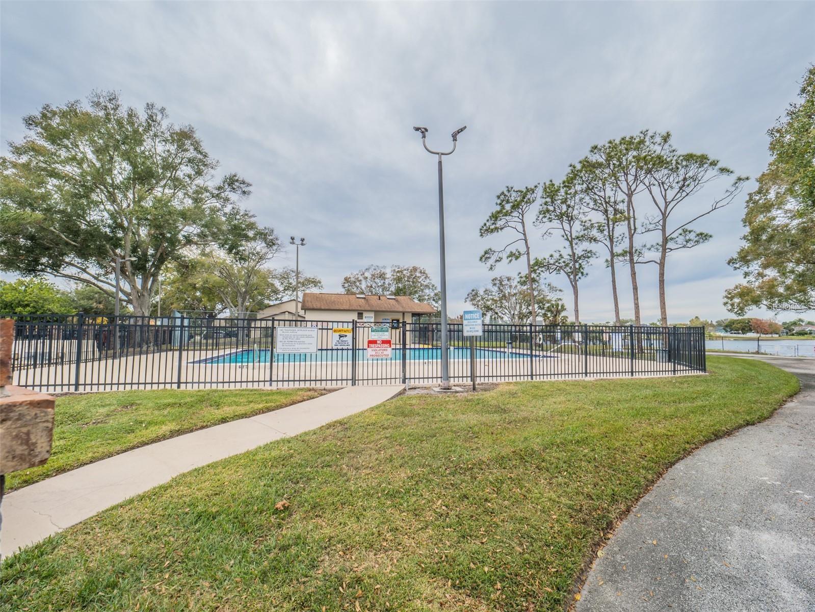 2419 Rio Pinar Lakes Blvd Property Photo 33