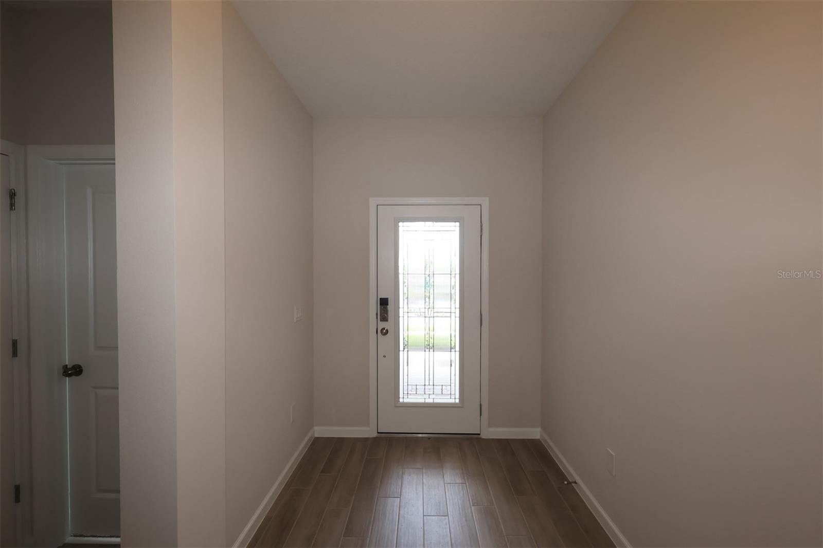 1302 Hyde St Property Photo 14