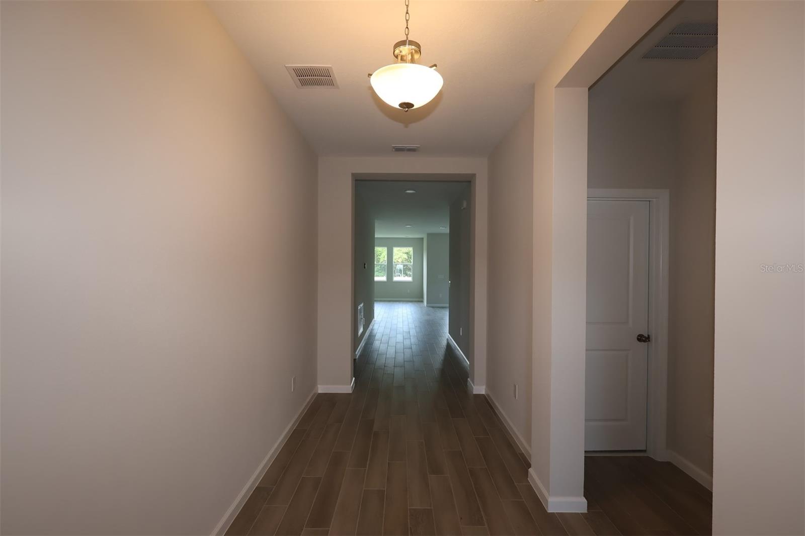 1302 Hyde St Property Photo 15