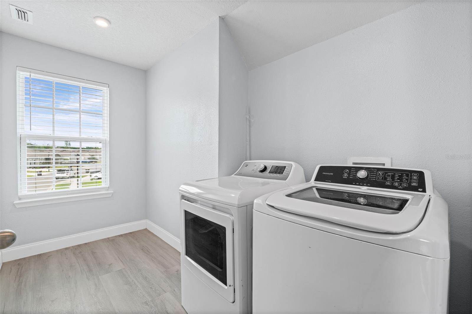 1512 Tan Tara Trl Property Photo 32