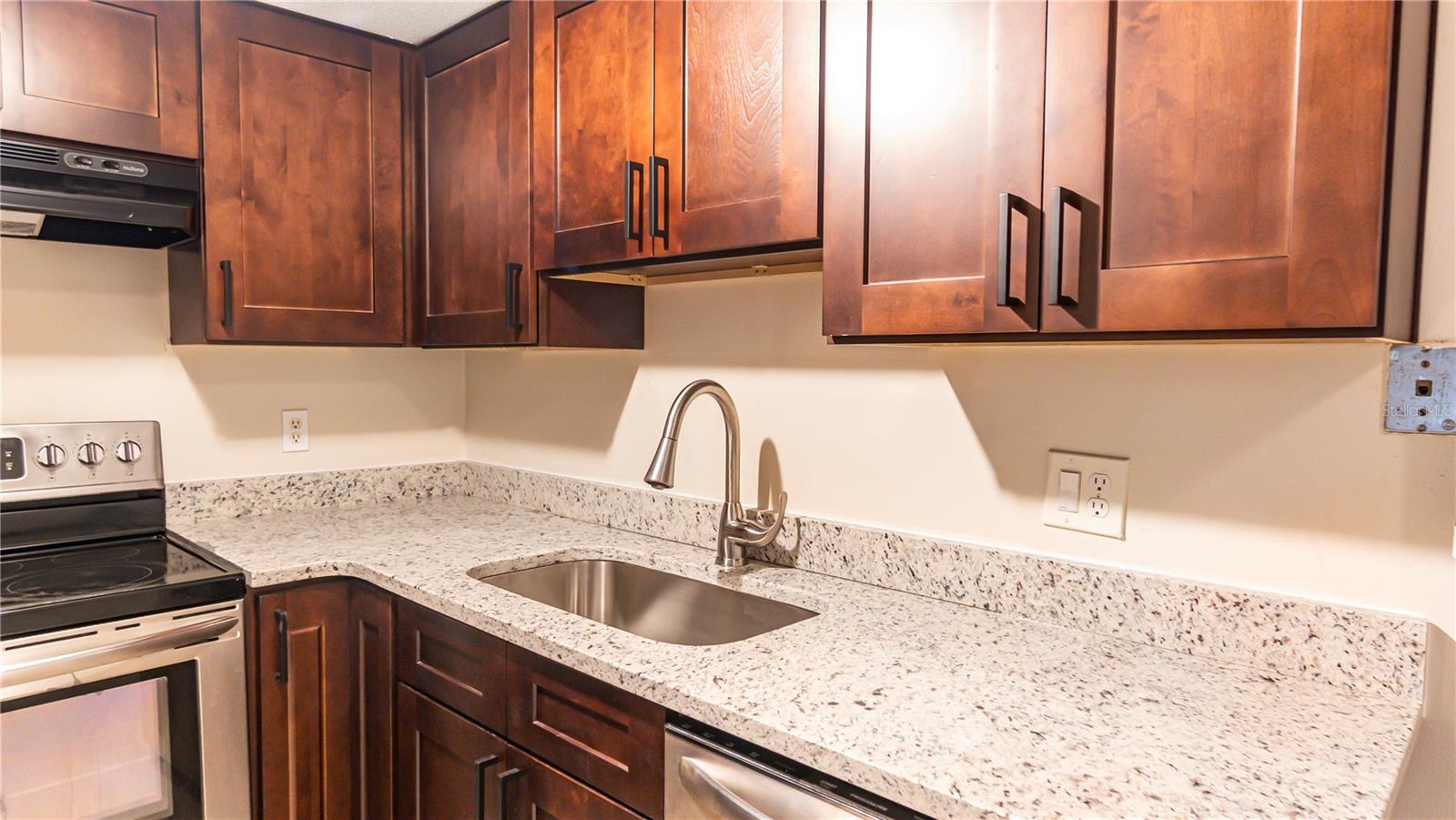 4880 Lake Ridge Rd #7 Property Photo 8