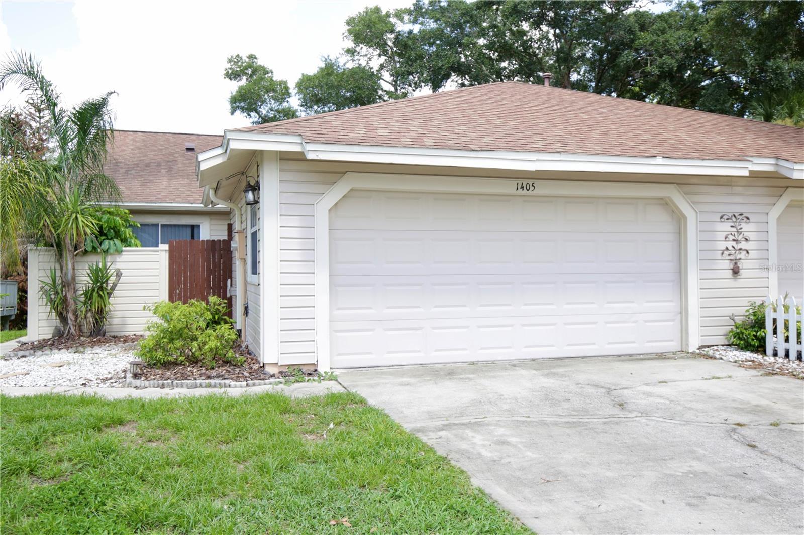 1405 Cricket Ct Property Photo 1
