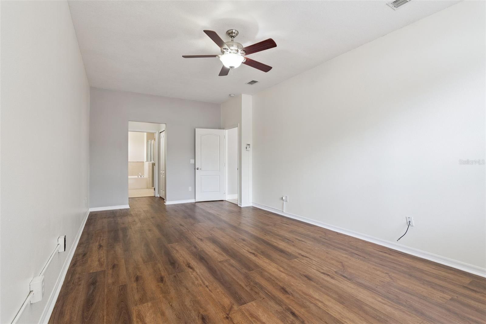 520 Tuten Trl Property Photo 28