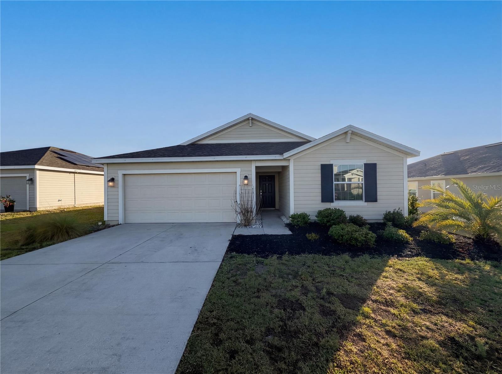 5108 TANZANITE DR Property Photo 1