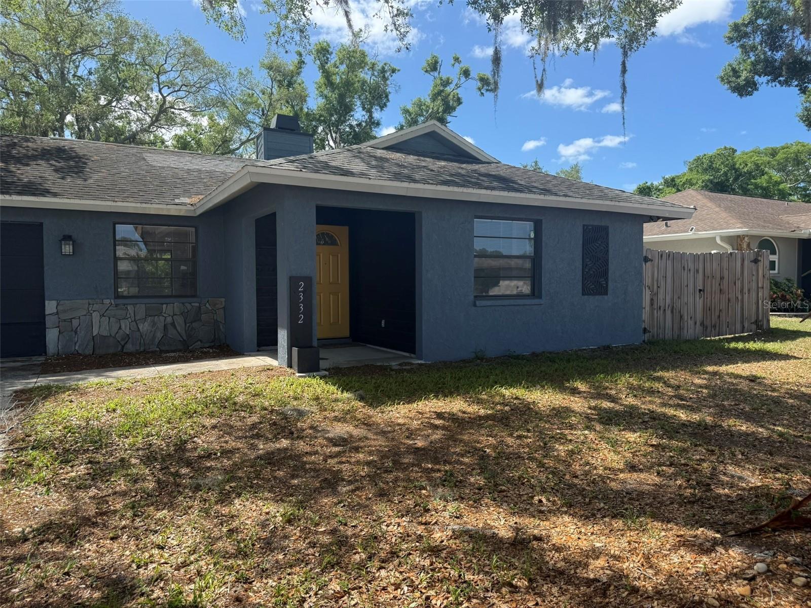2332 Seward Dr Property Photo 1