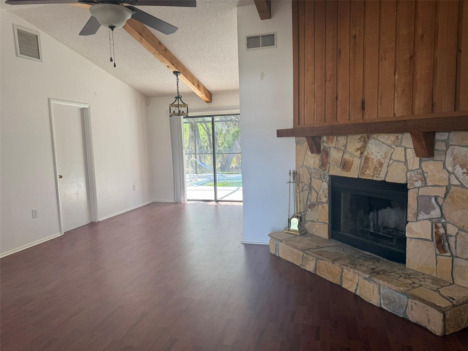 2332 Seward Dr Property Photo 28