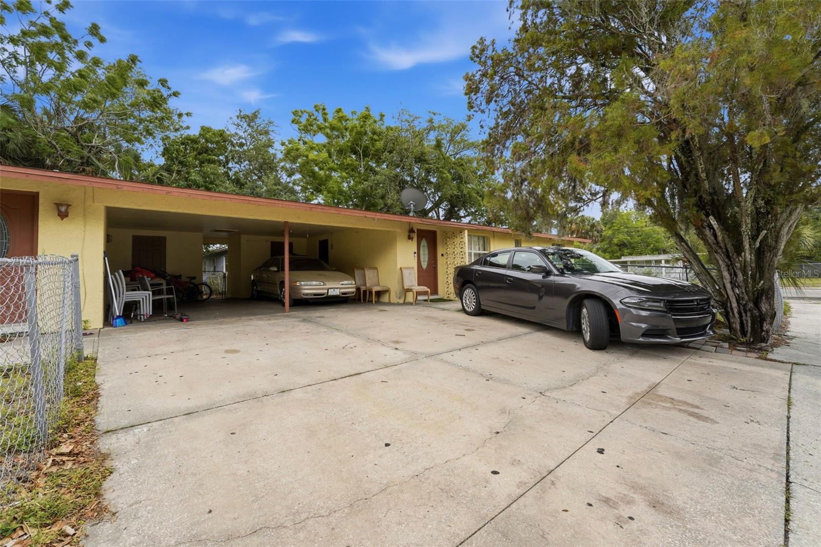 1610 22nd St Property Photo 2