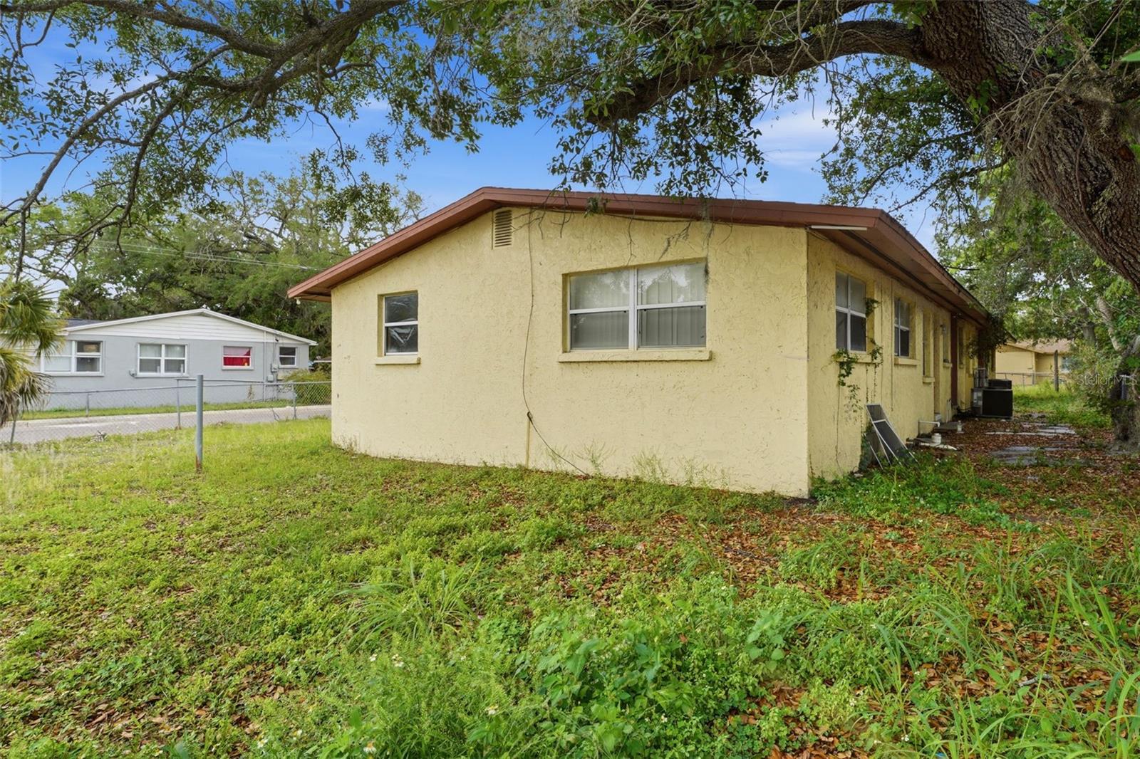 1610 22nd St Property Photo 7