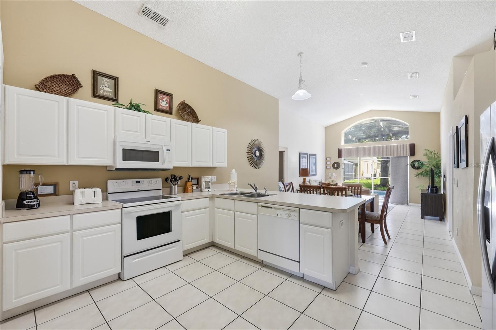 2721 Lido Key Dr Property Photo 11