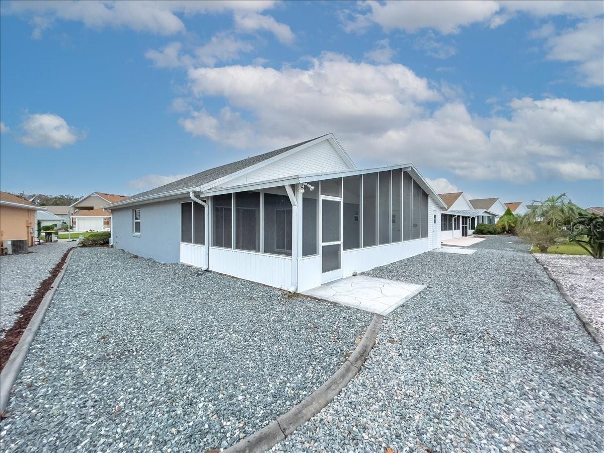 218 Langford Park Dr Property Photo 12
