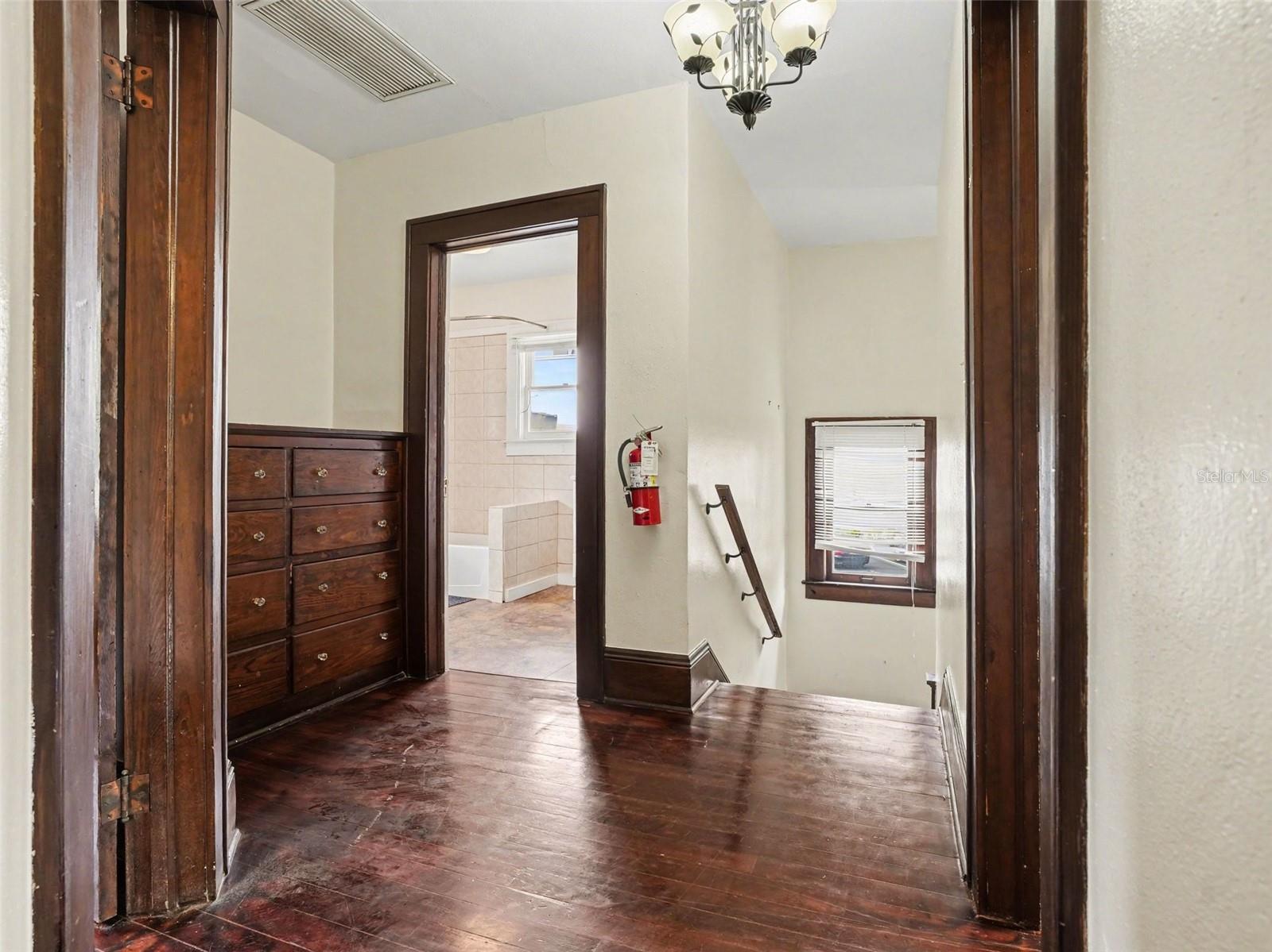 1214 E Livingston Street St Property Photo 10