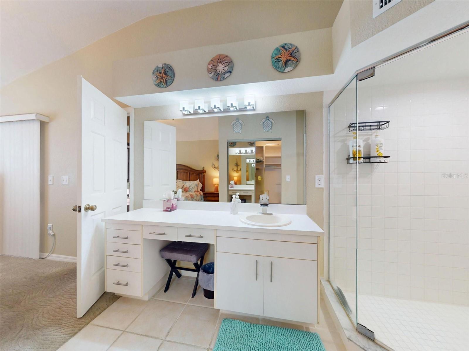 402 Bouchelle Dr #206 Property Photo 31