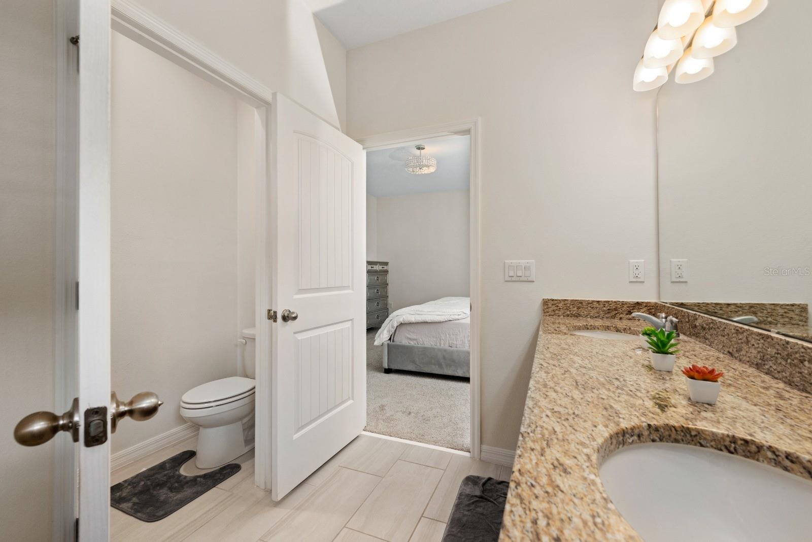 16743 Herongate Dr Property Photo 11