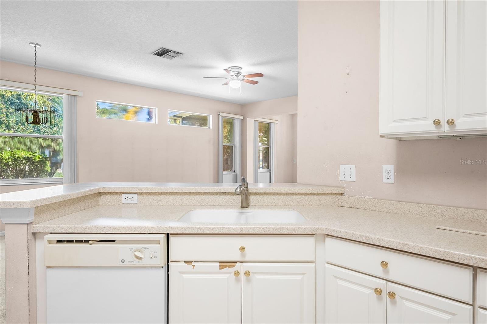 1204 Huntington Greens Dr #1204 Property Photo 12