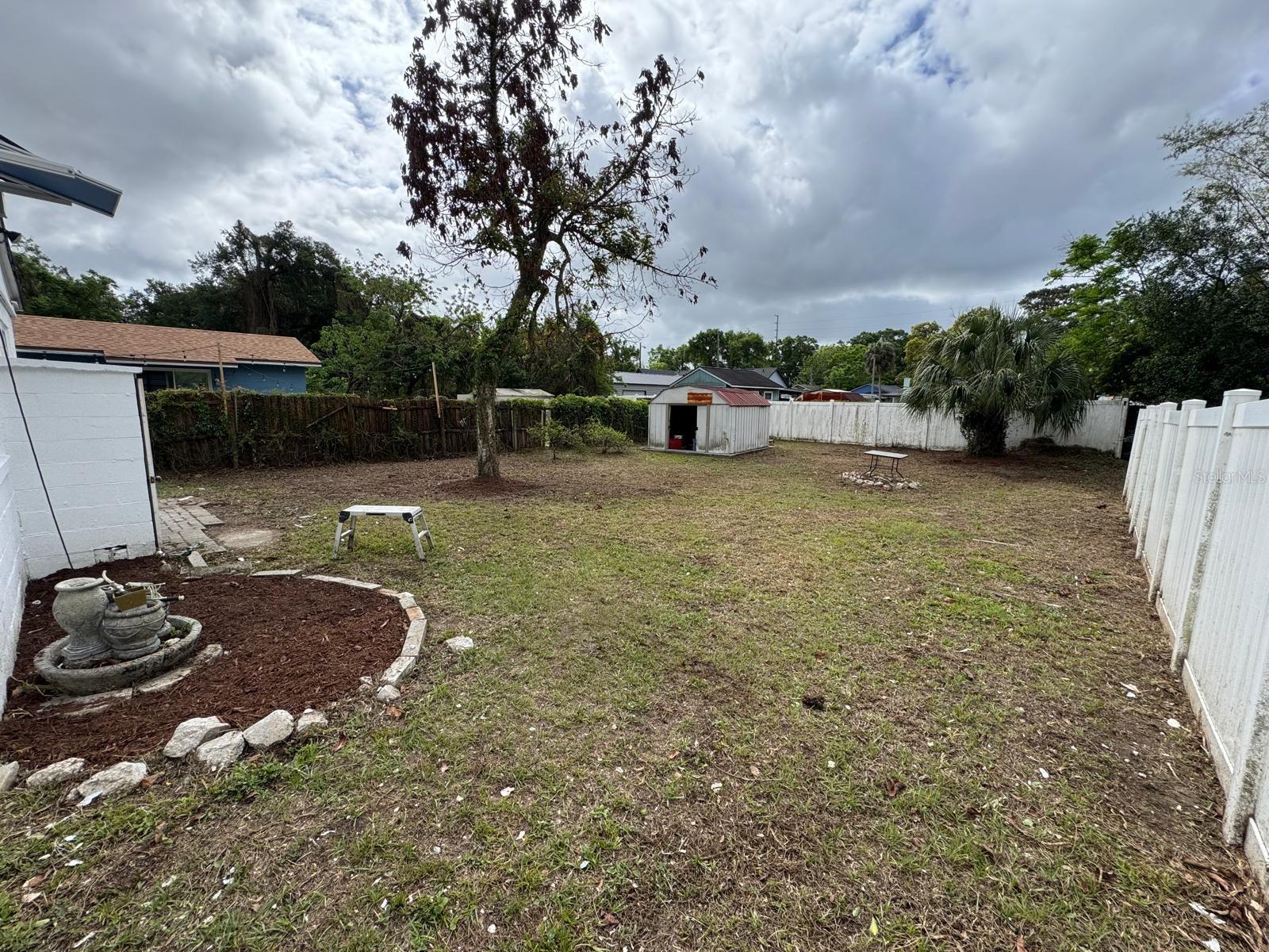 2014 Page Ave Property Photo 3