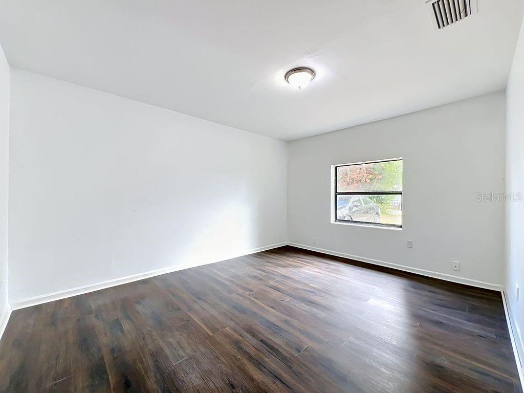 5214 2nd St Property Photo 34