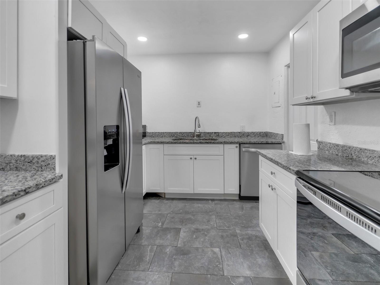 2600 Euston Rd Property Photo 3