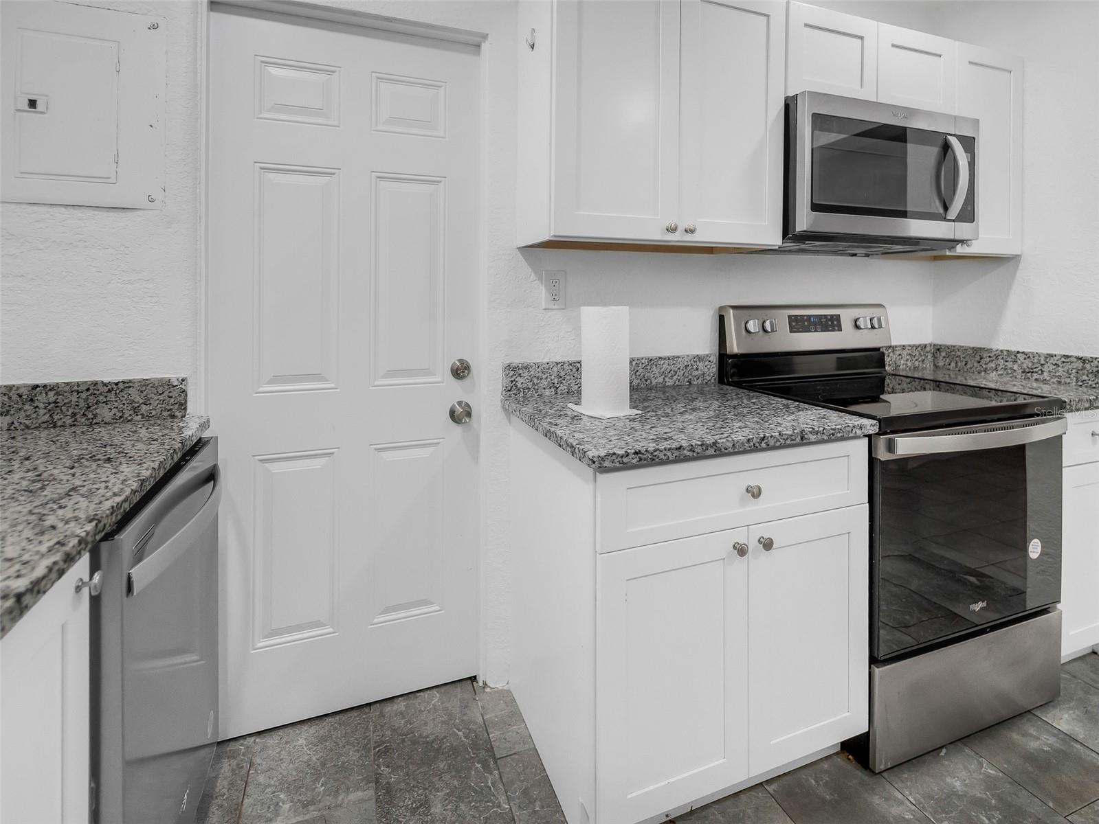 2600 Euston Rd Property Photo 4