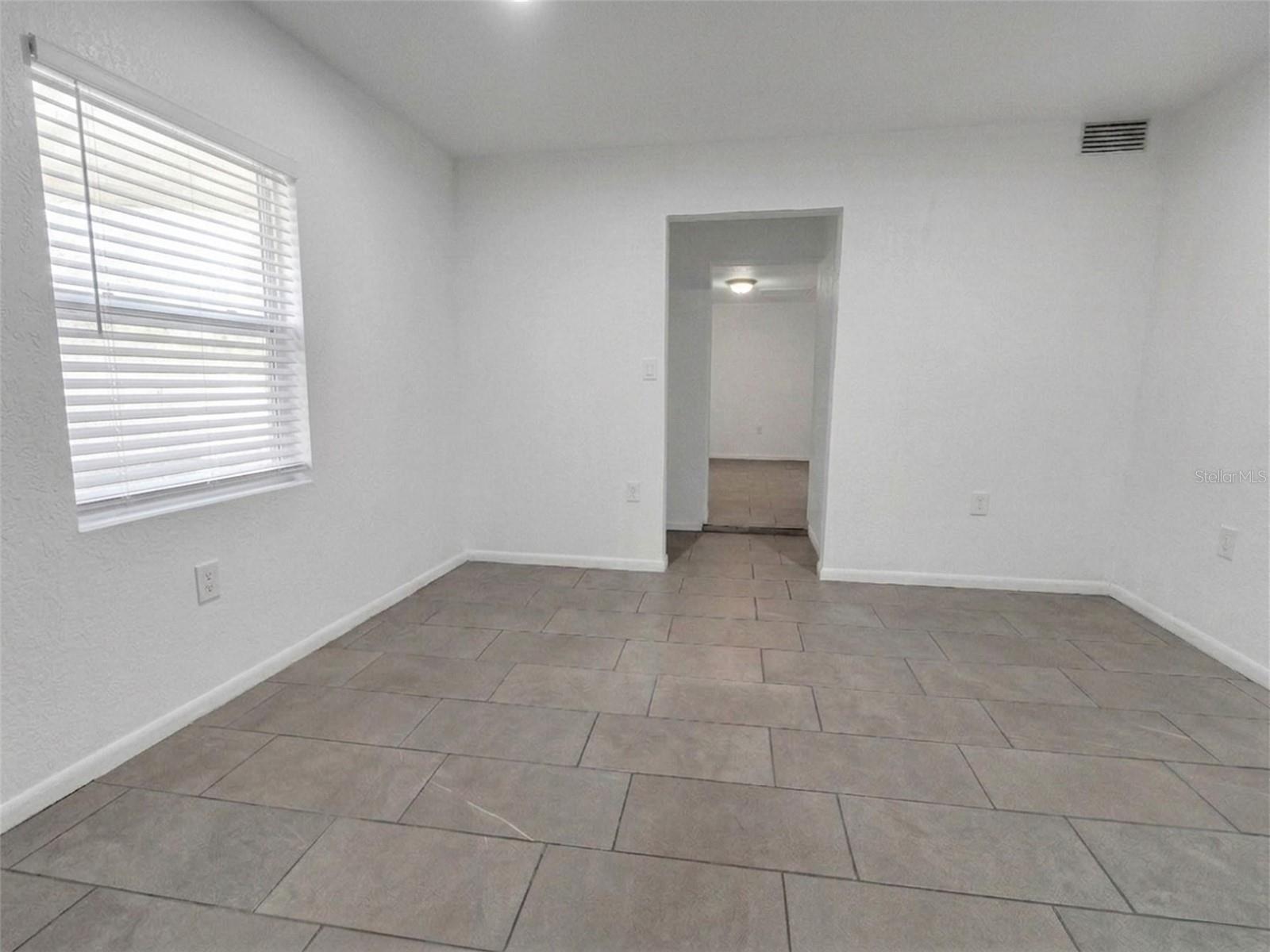 2600 Euston Rd Property Photo 7