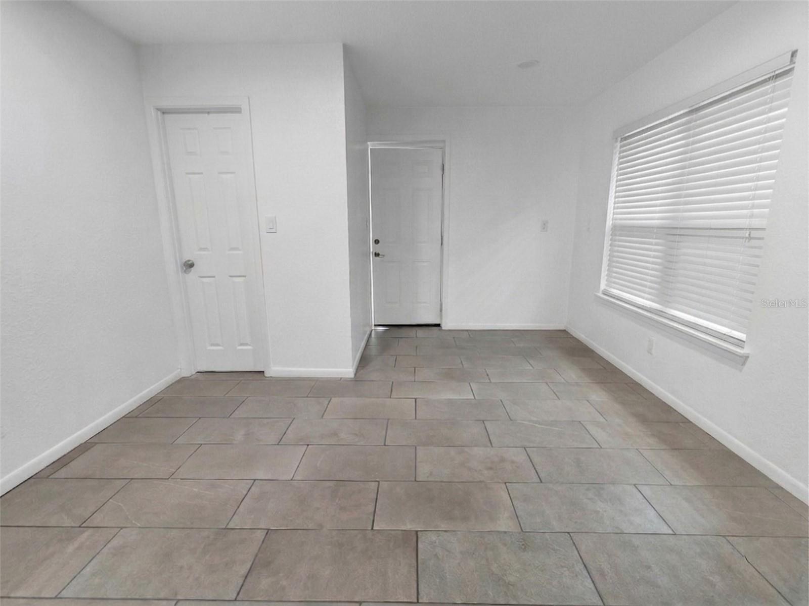 2600 Euston Rd Property Photo 8