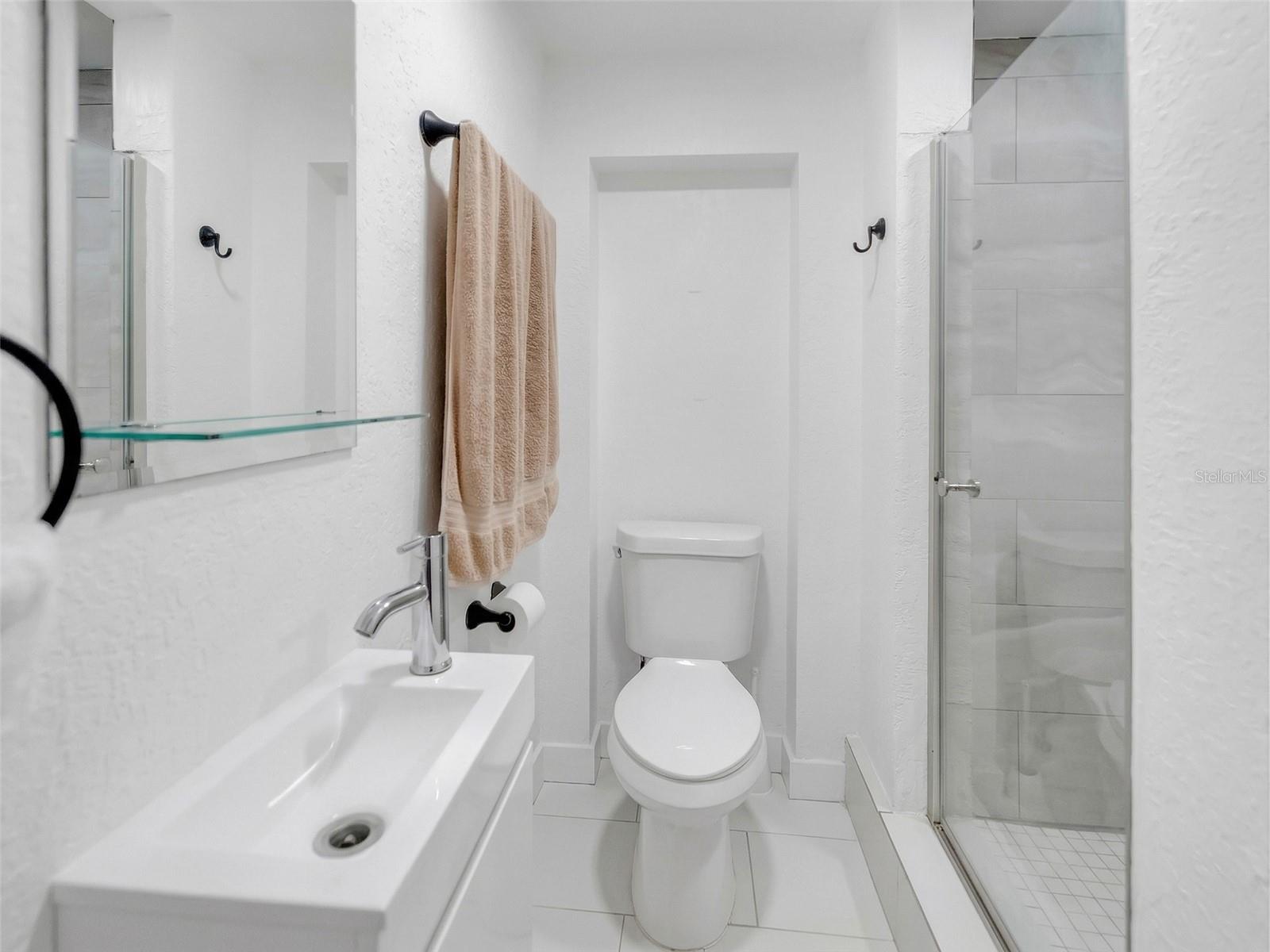 2600 Euston Rd Property Photo 15
