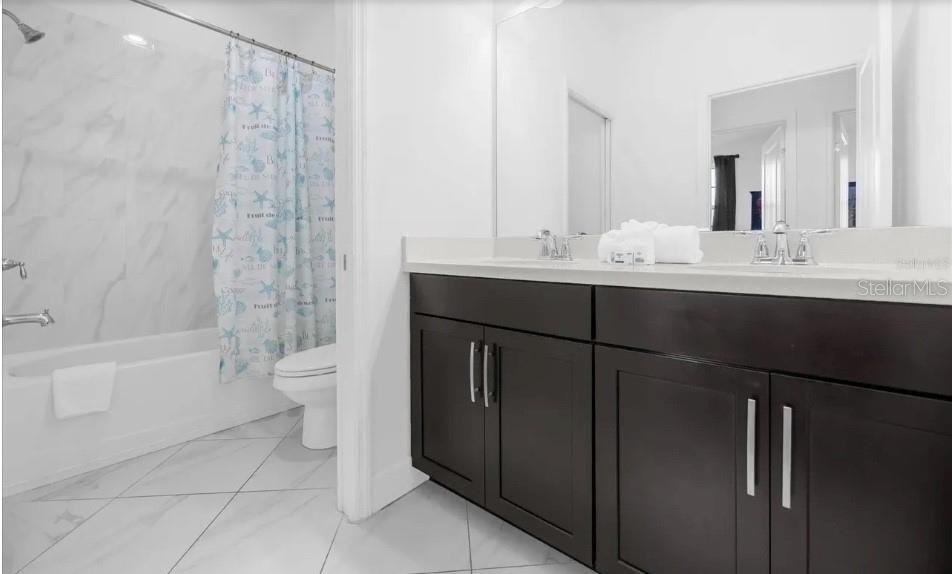 450 Captiva Dr Property Photo 16