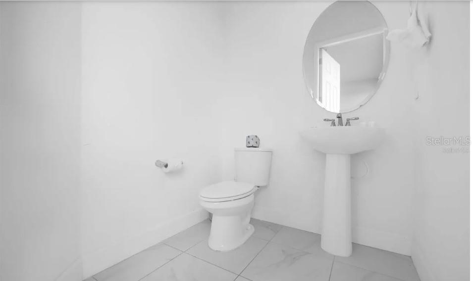 450 Captiva Dr Property Photo 24