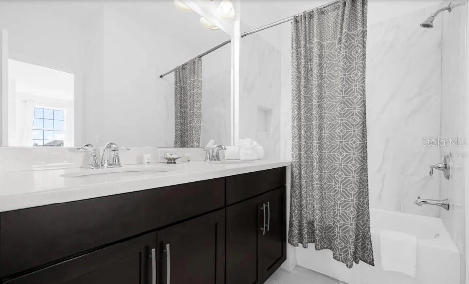 450 Captiva Dr Property Photo 27