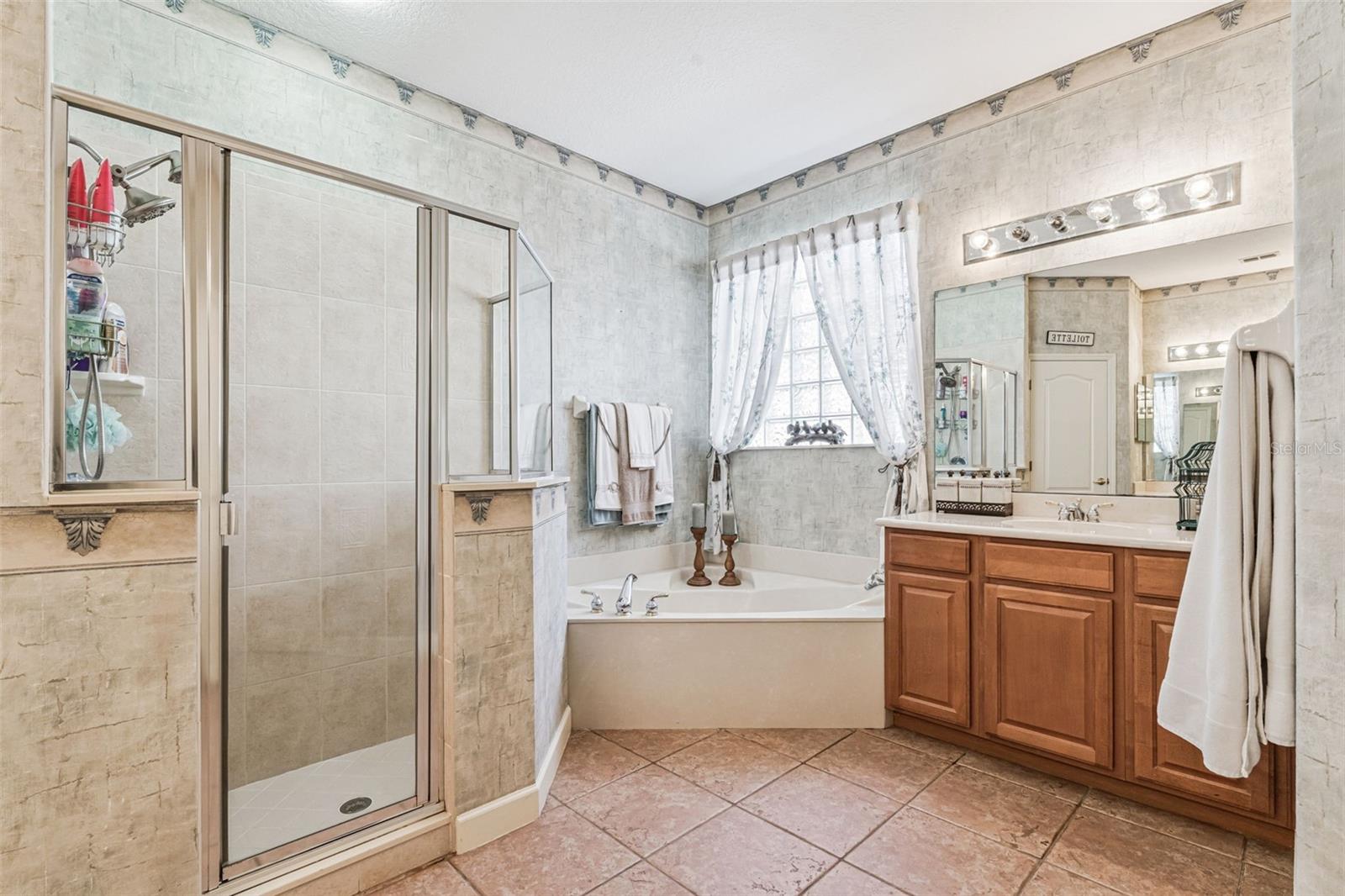 3304 Beazer Dr Property Photo 22
