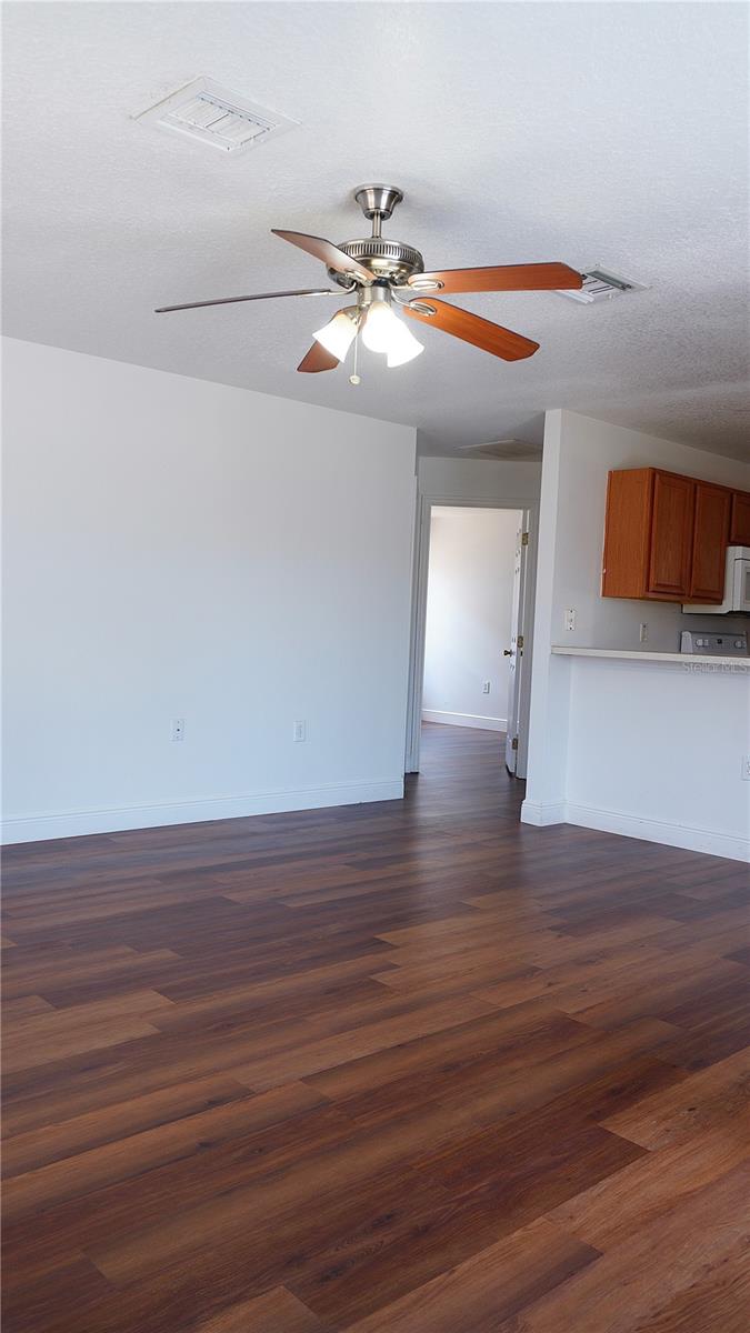 1417 Sarasota Dr Property Photo 12