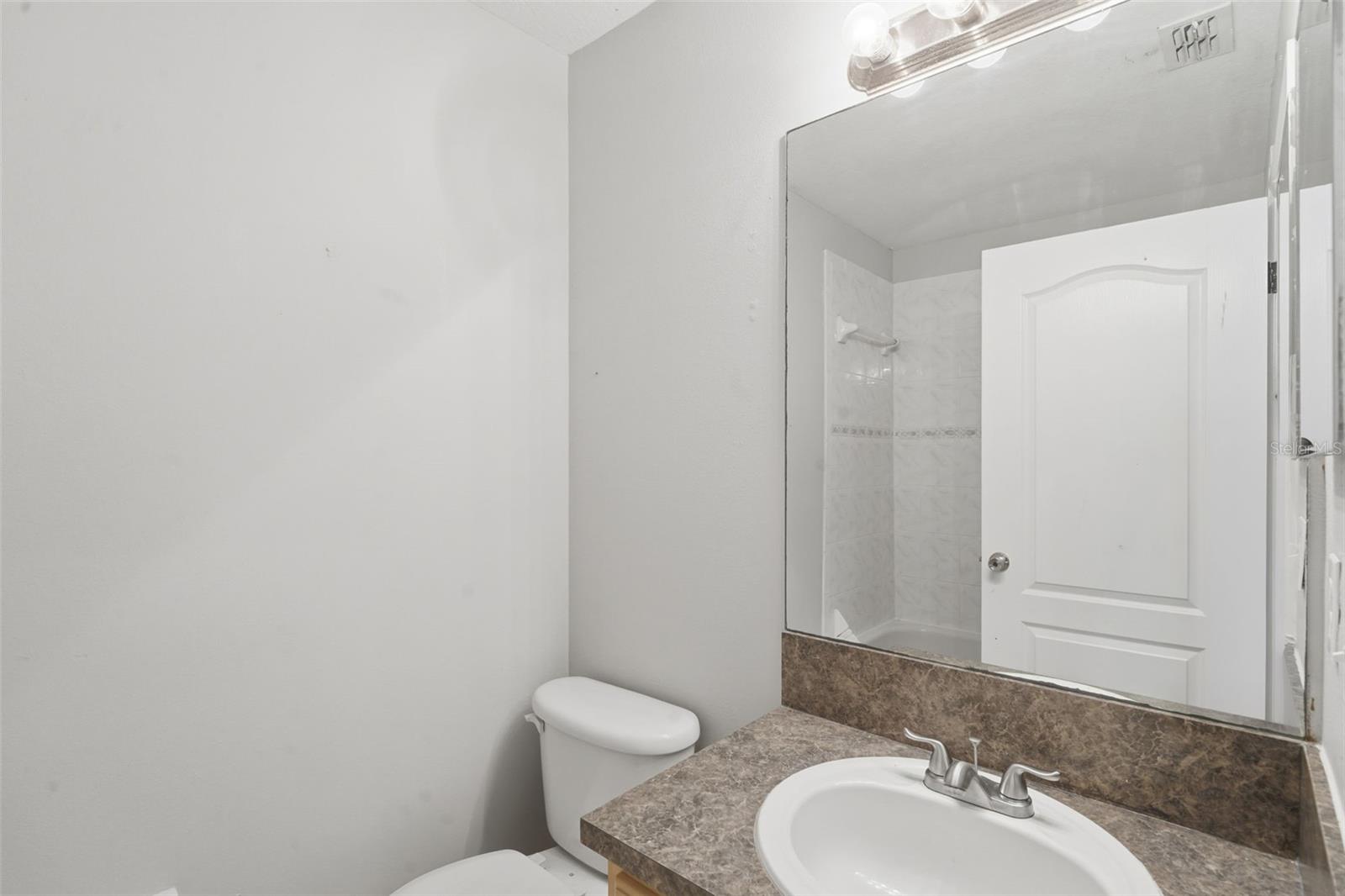 963 E Main St Property Photo 24