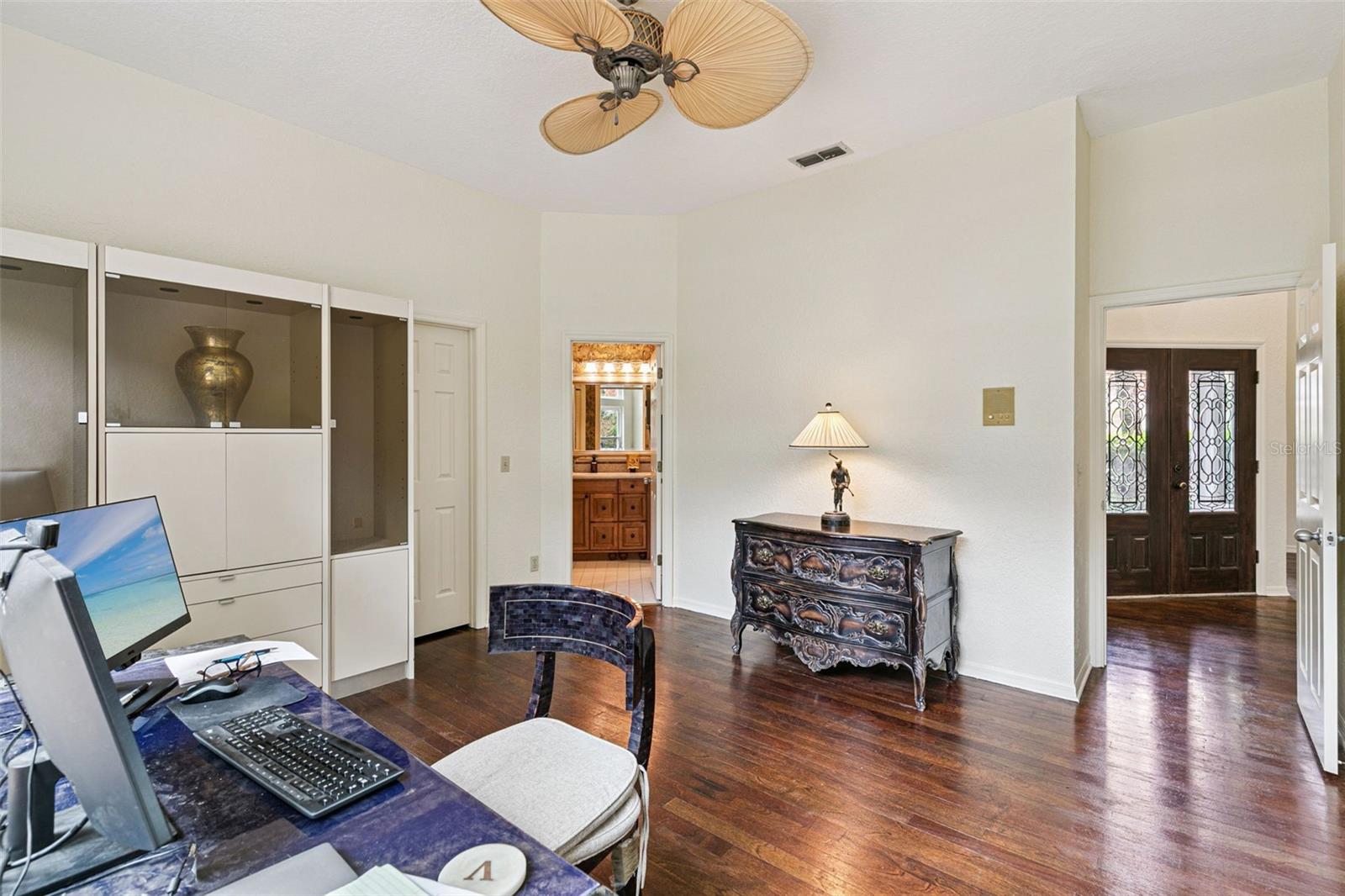 501 Devon Pl Property Photo 32