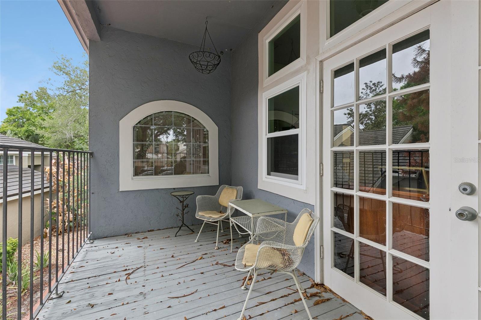501 Devon Pl Property Photo 34