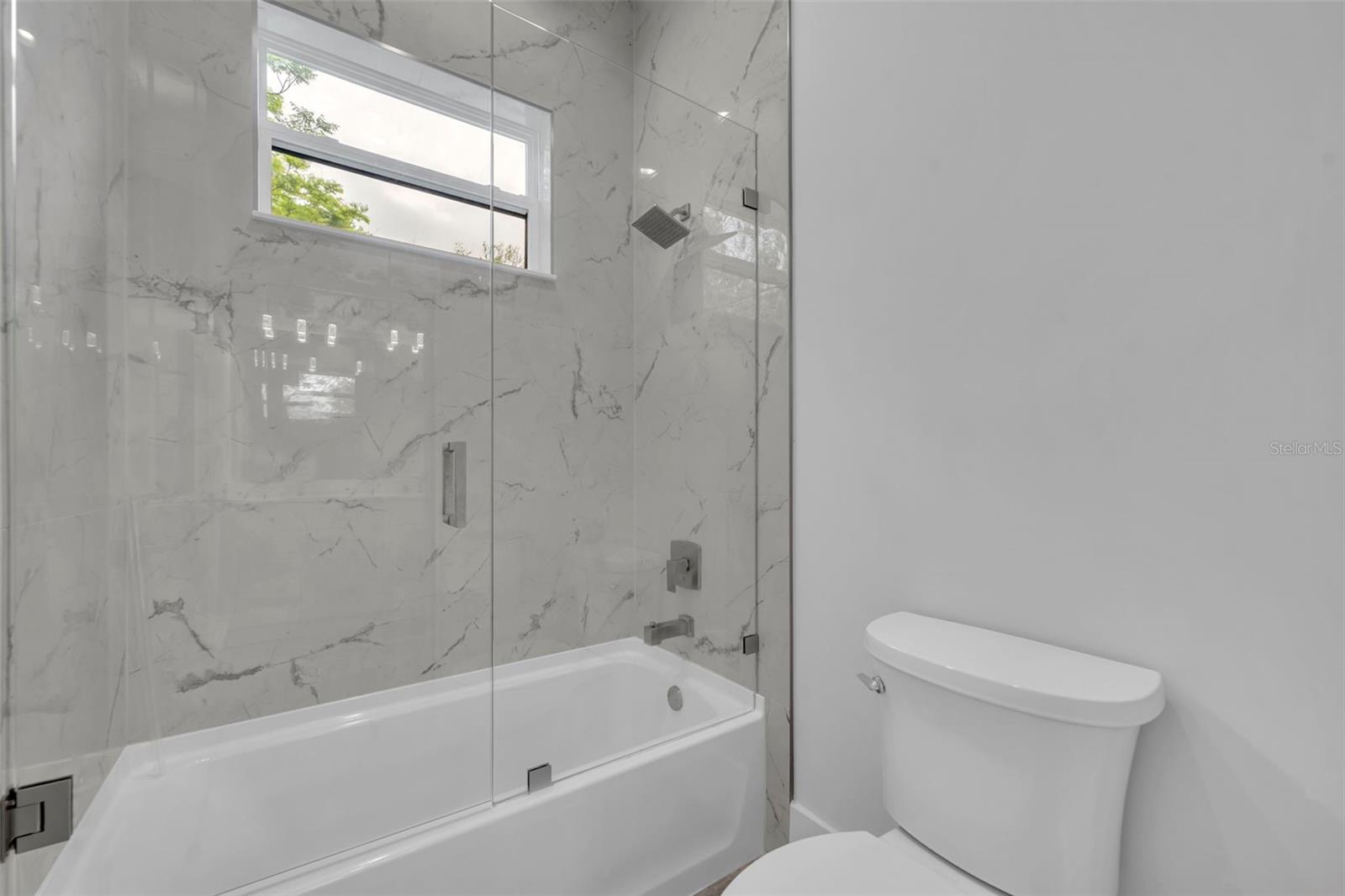 102 Bell Pl Property Photo 27