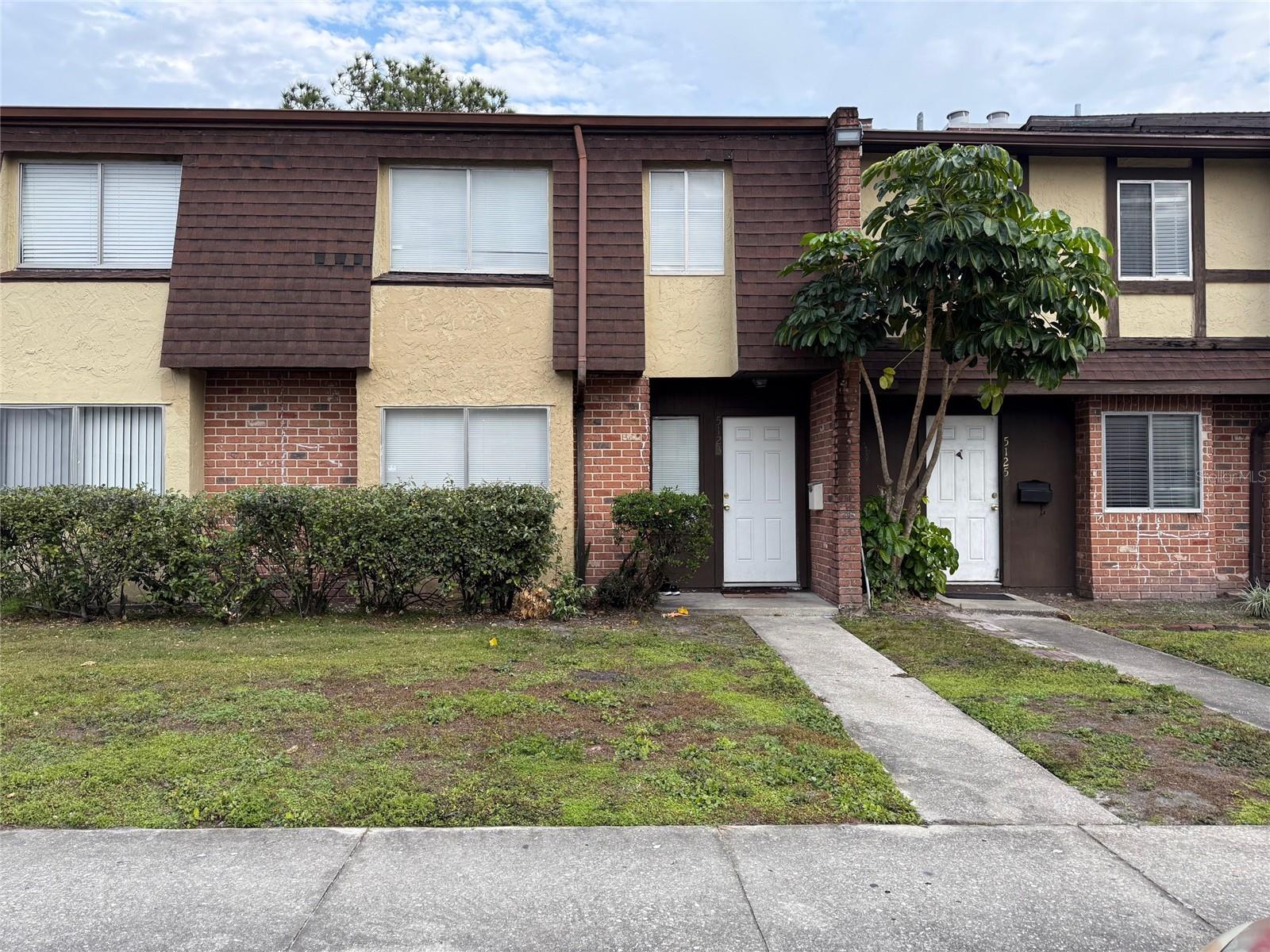 5123 Picadilly Circus Ct #2 Property Photo 1