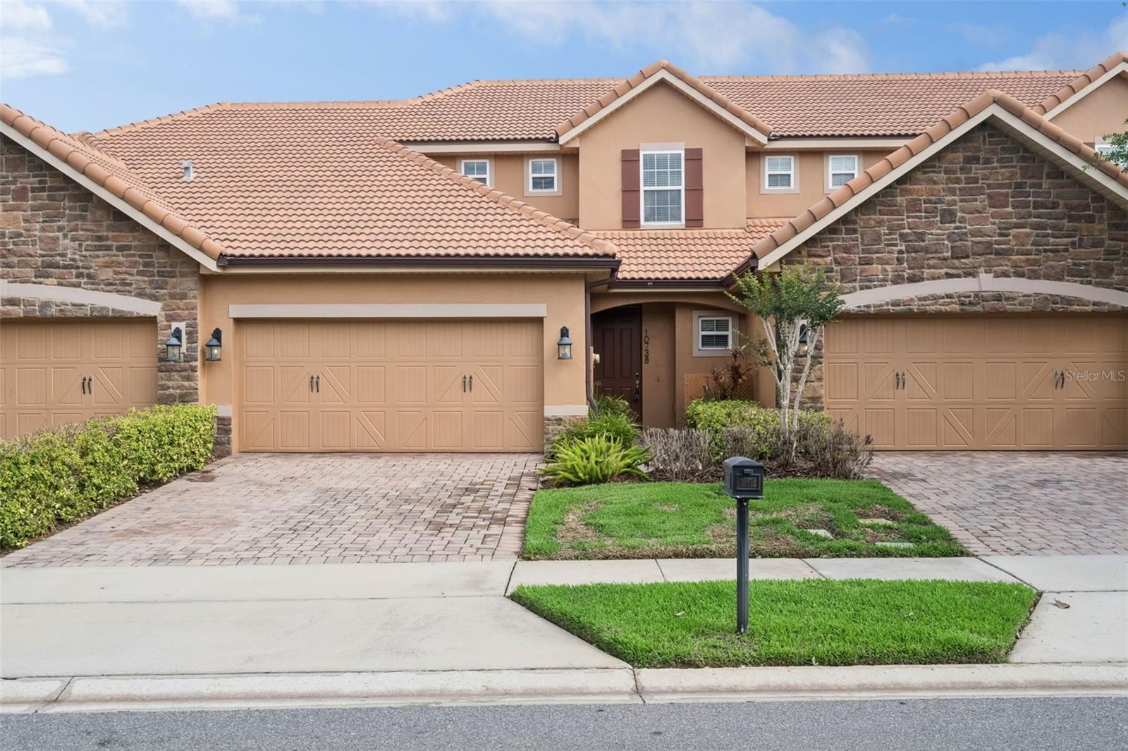10738 BELFRY CIR Property Photo 1