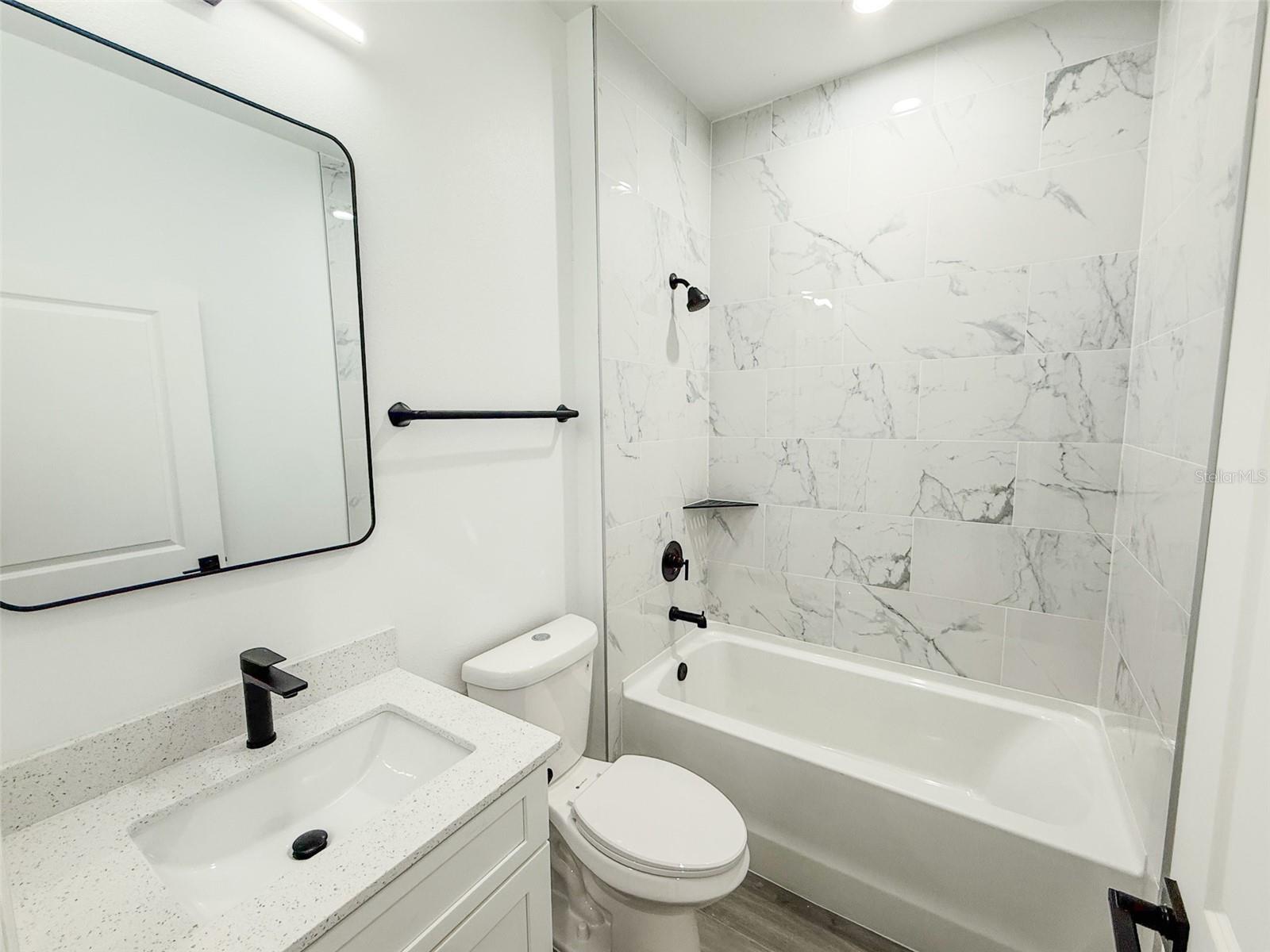 4700 Sunbeam St Property Photo 7
