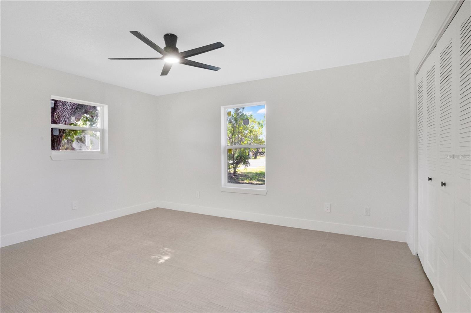 483 Pennsylvania Ave Property Photo 15