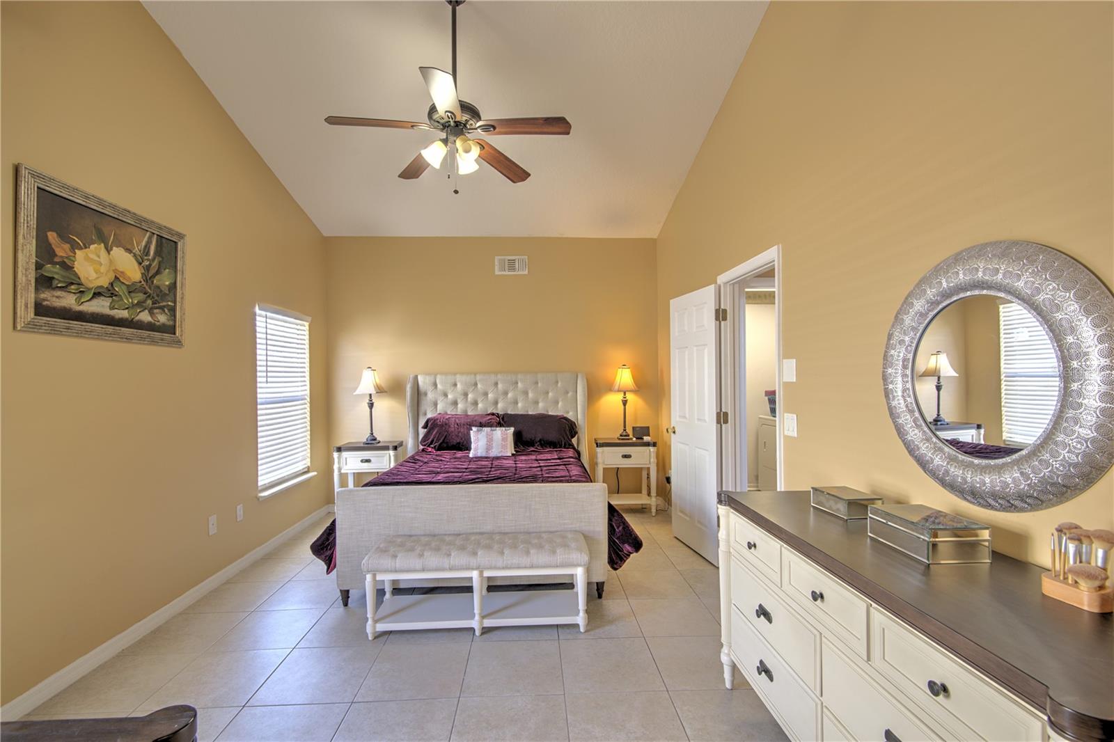 684 Yorkshire Dr Property Photo 20