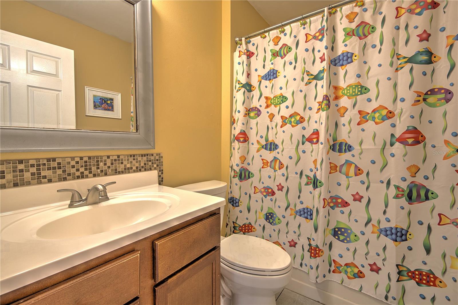 684 Yorkshire Dr Property Photo 26