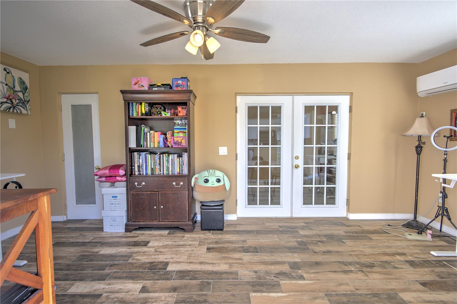 684 Yorkshire Dr Property Photo 30