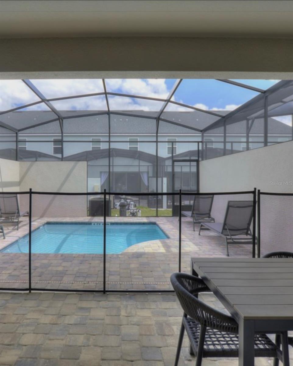 1692 Tropical Palms Cir Property Photo 37