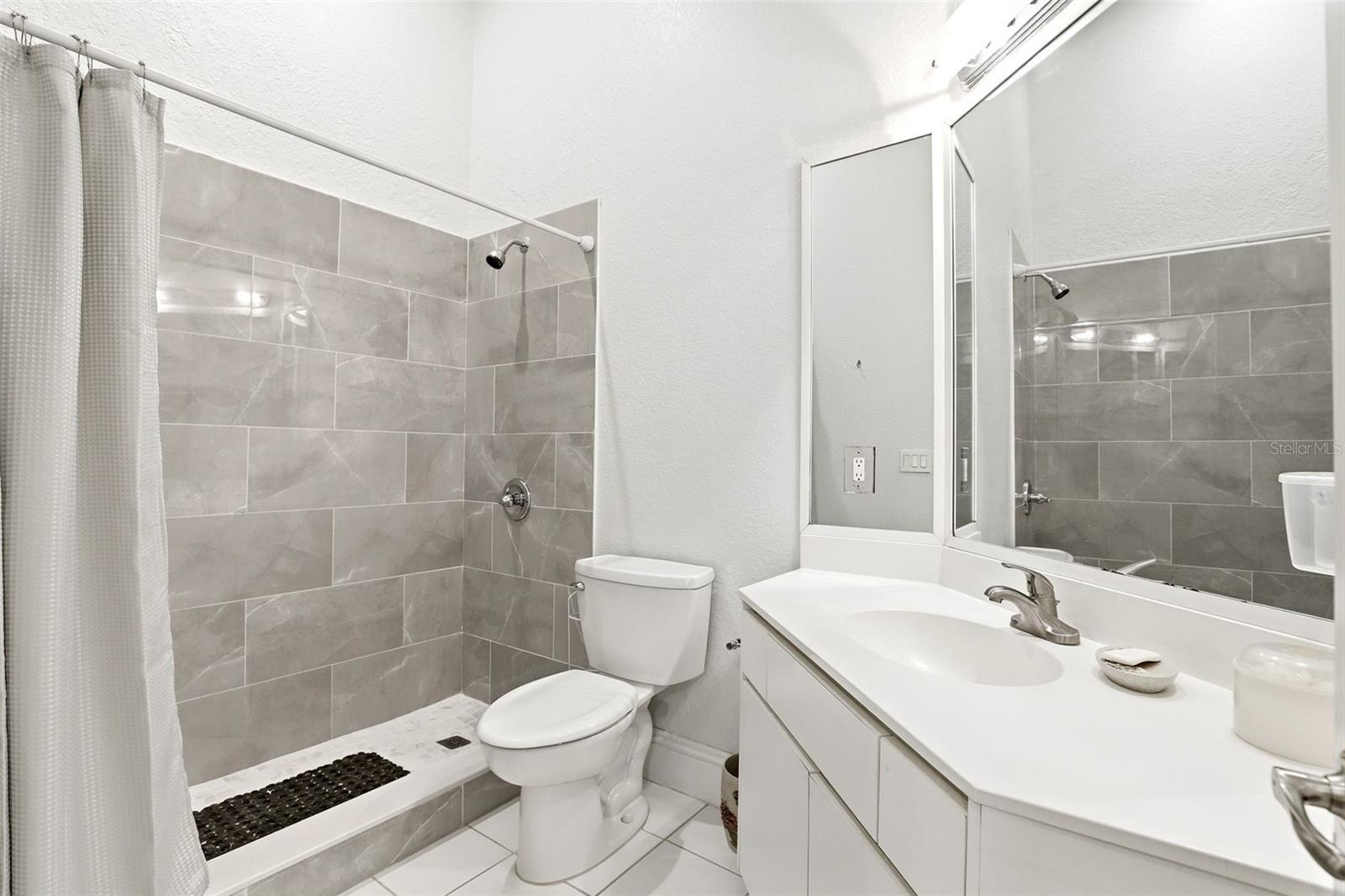 9151 Point Cypress Dr Property Photo 31