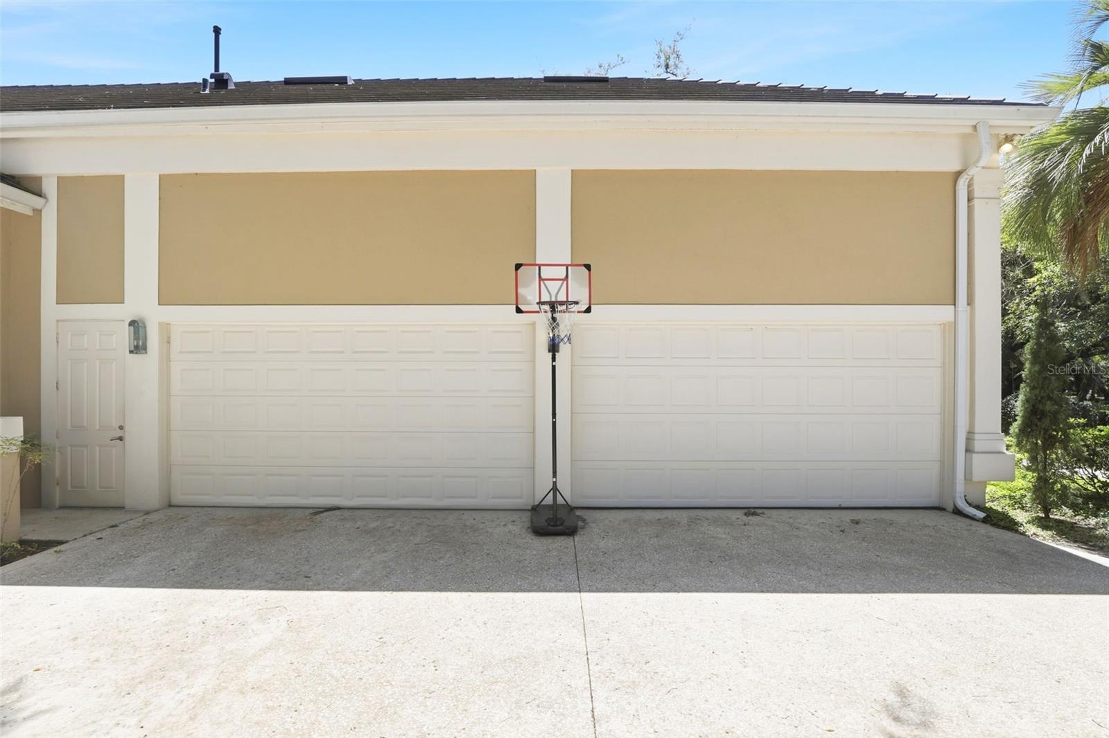 9151 Point Cypress Dr Property Photo 49