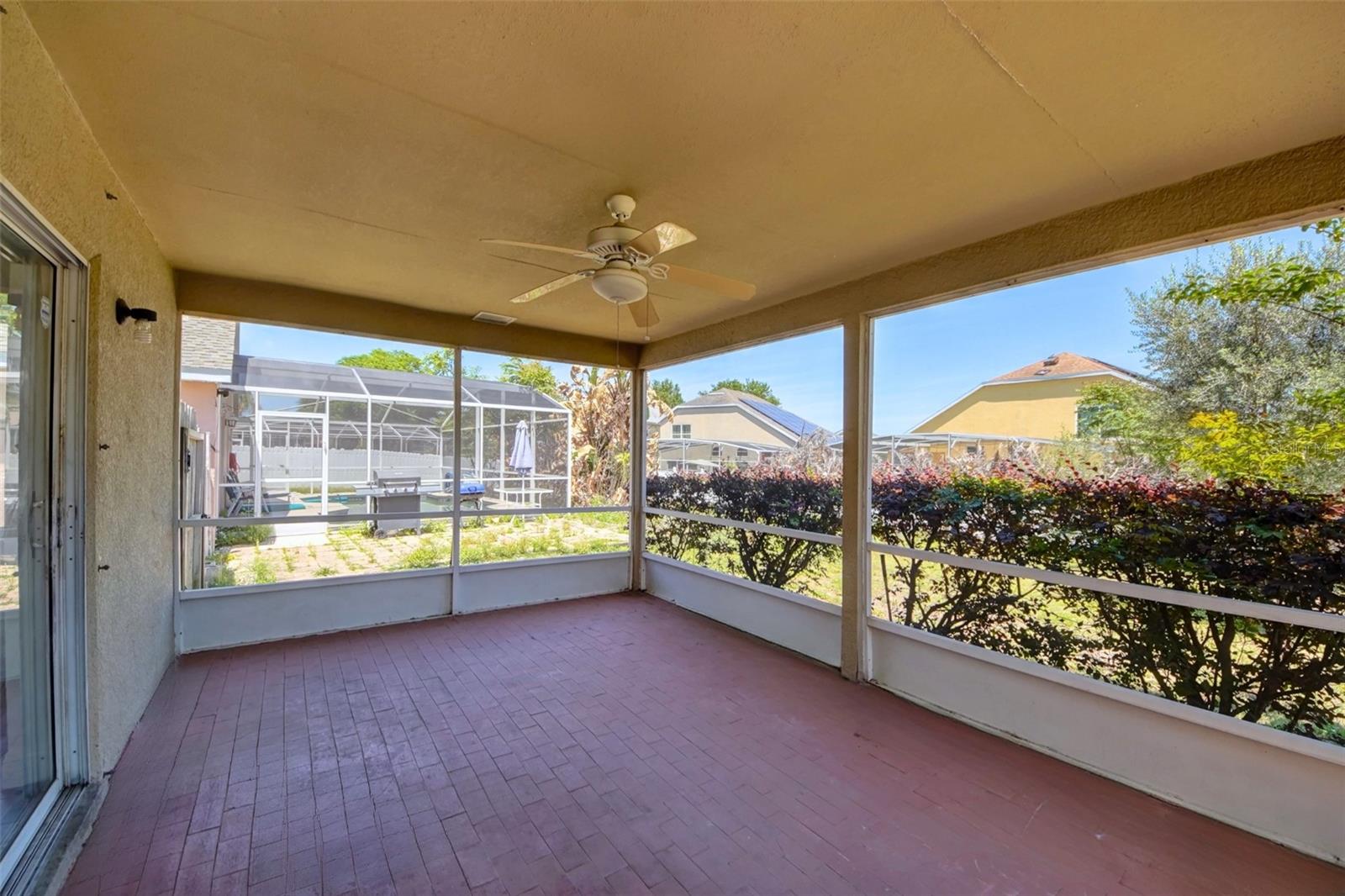 635 Rochester Loop Property Photo 31